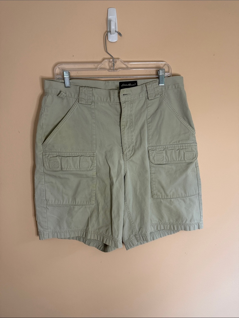 Eddie Bauer Light Tan Cargo Shorts - Multi-Pocket Utility Style 100% cotton